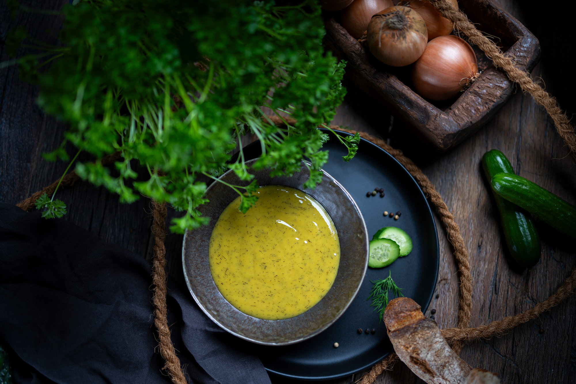 Senf-Honig-Dill-Sauce