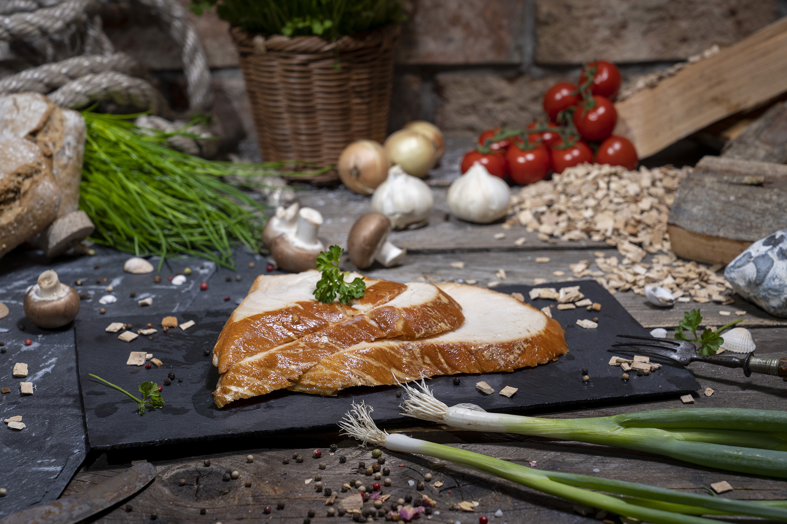 fisch-bratfisch-r-ucherfisch-C-marcelmende-0057