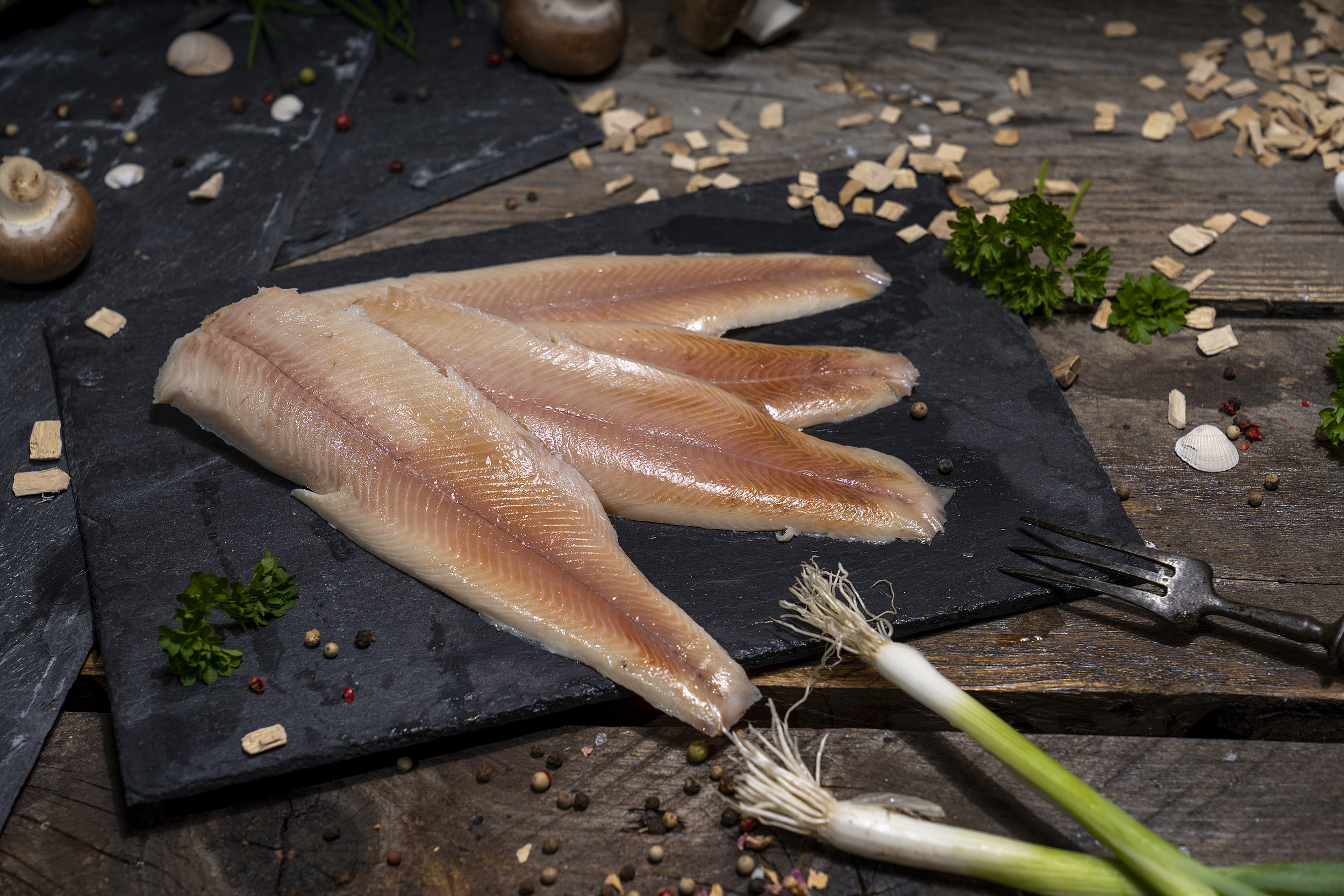 fisch-bratfisch-r-ucherfisch-C-marcelmende-0003
