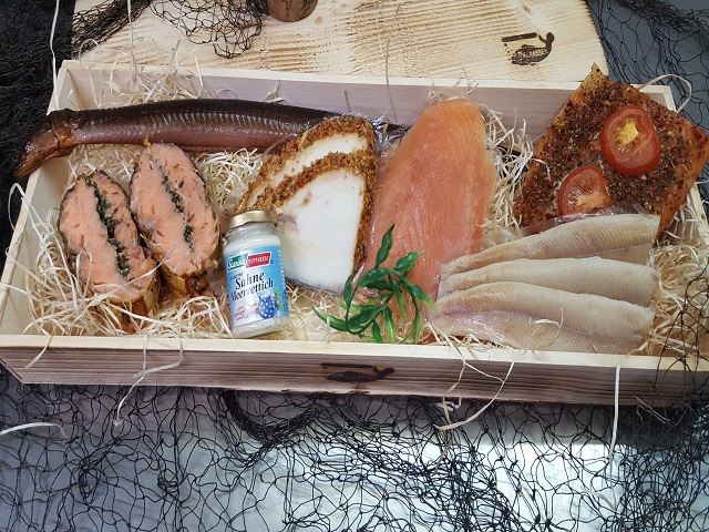 Geschenkkiste RĂ€ucherfischkiste Greetfish Geschenkkiste RĂ€ucherfischkiste Greetfish