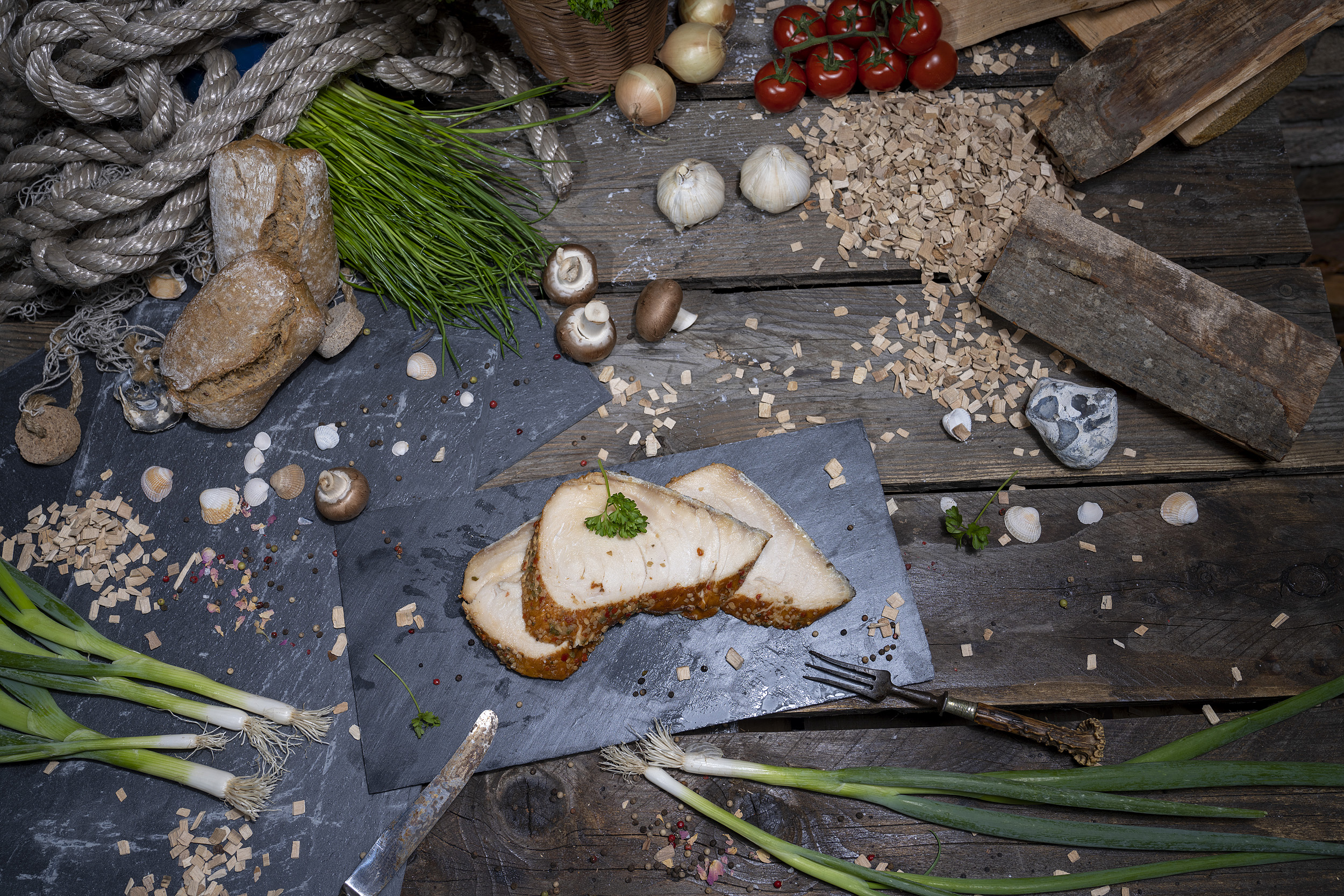 fisch-bratfisch-r-ucherfisch-C-marcelmende-0056