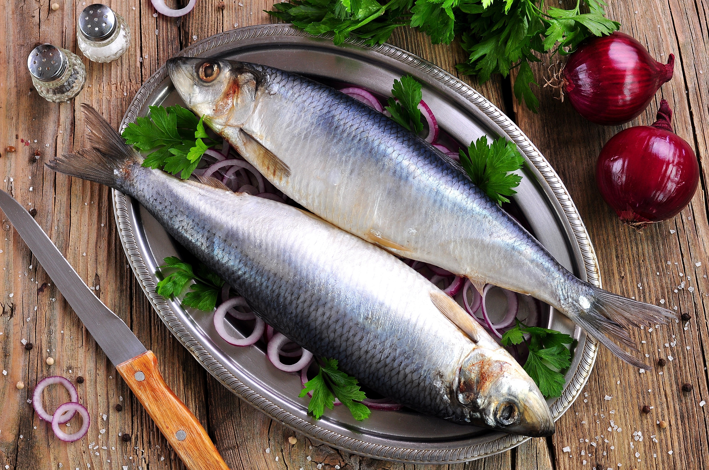 Salzhering mit Kopf Vollhering (1 Fisch ca 150g)